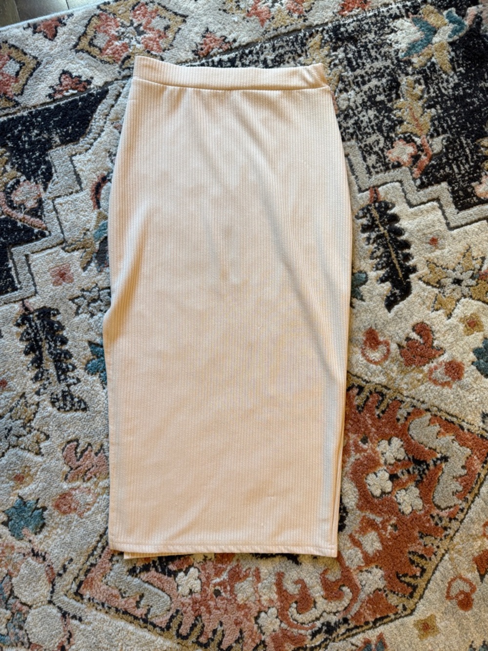 Women's Ribbed Midi Skirt With Side Slit